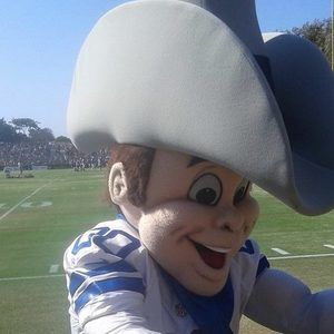 Meet your Posher, Kelley